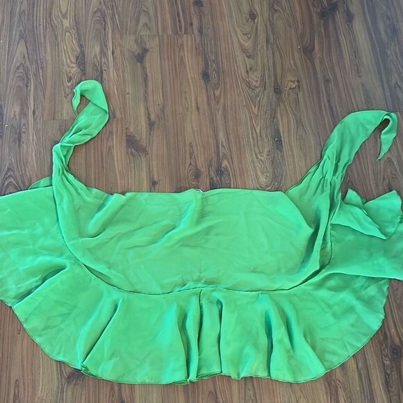 Avocado Green ruffled swimsuit wrap sarong size small - Picture 2 of 4